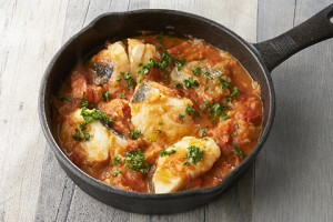 202112_boiled_cod_with_fresh_tomatoes