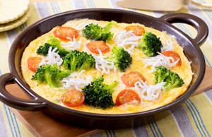 202124_open_omelet_with_whitebait_and_broccoli